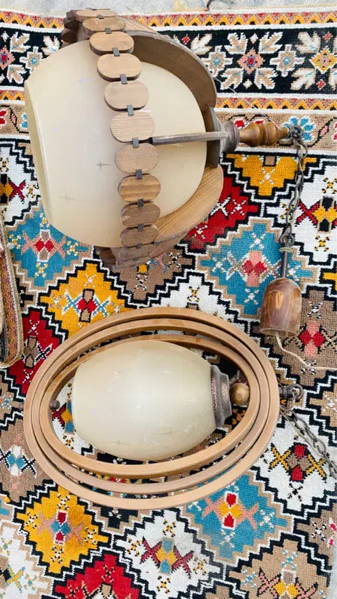 ۲عدد لوستر بزرگ قیمت پایین گذاشتم|لوستر و چراغ آویز|خرمآباد, |دیوار