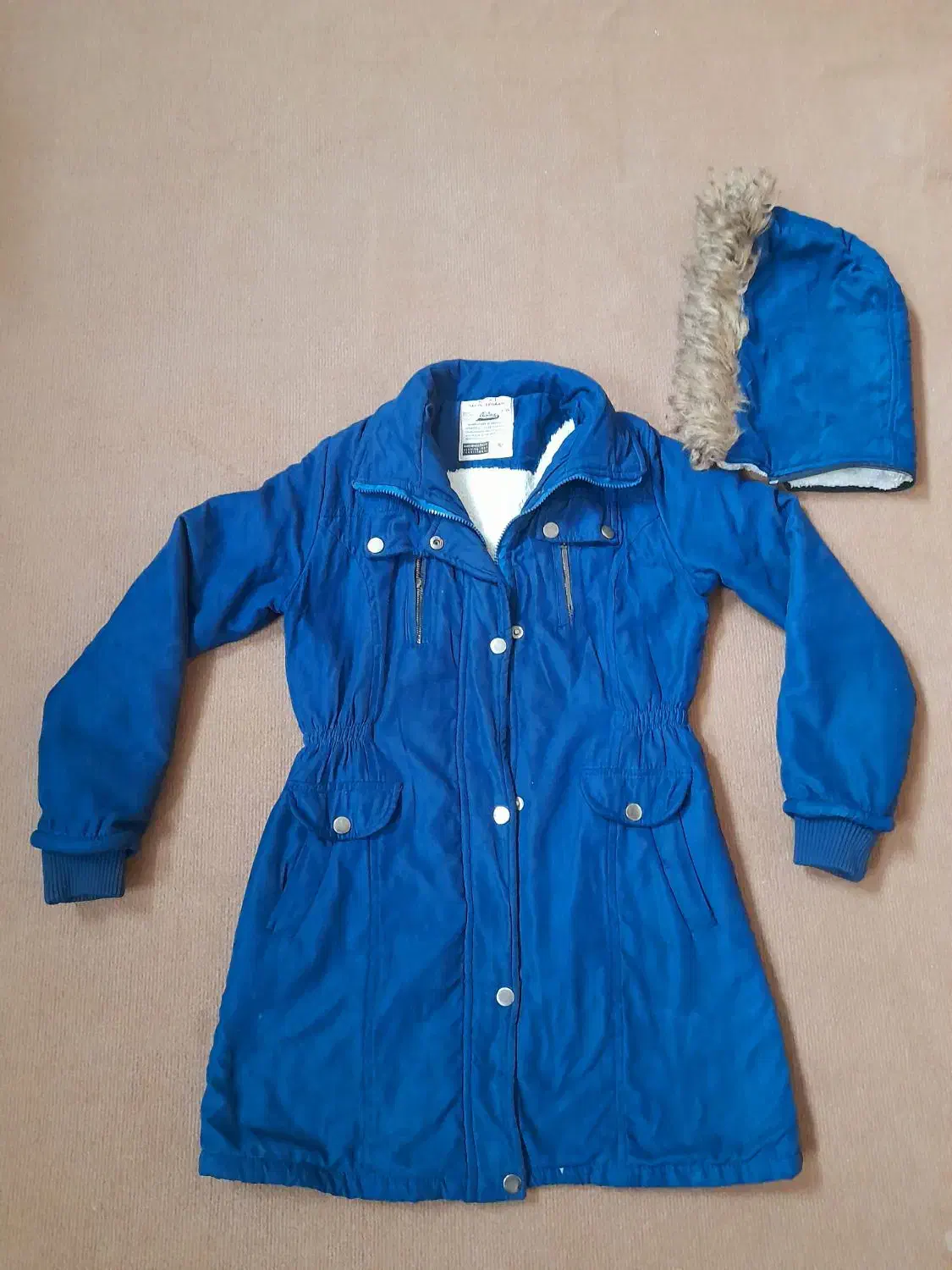 پالتو زیبا|لباس|یزد, |دیوار