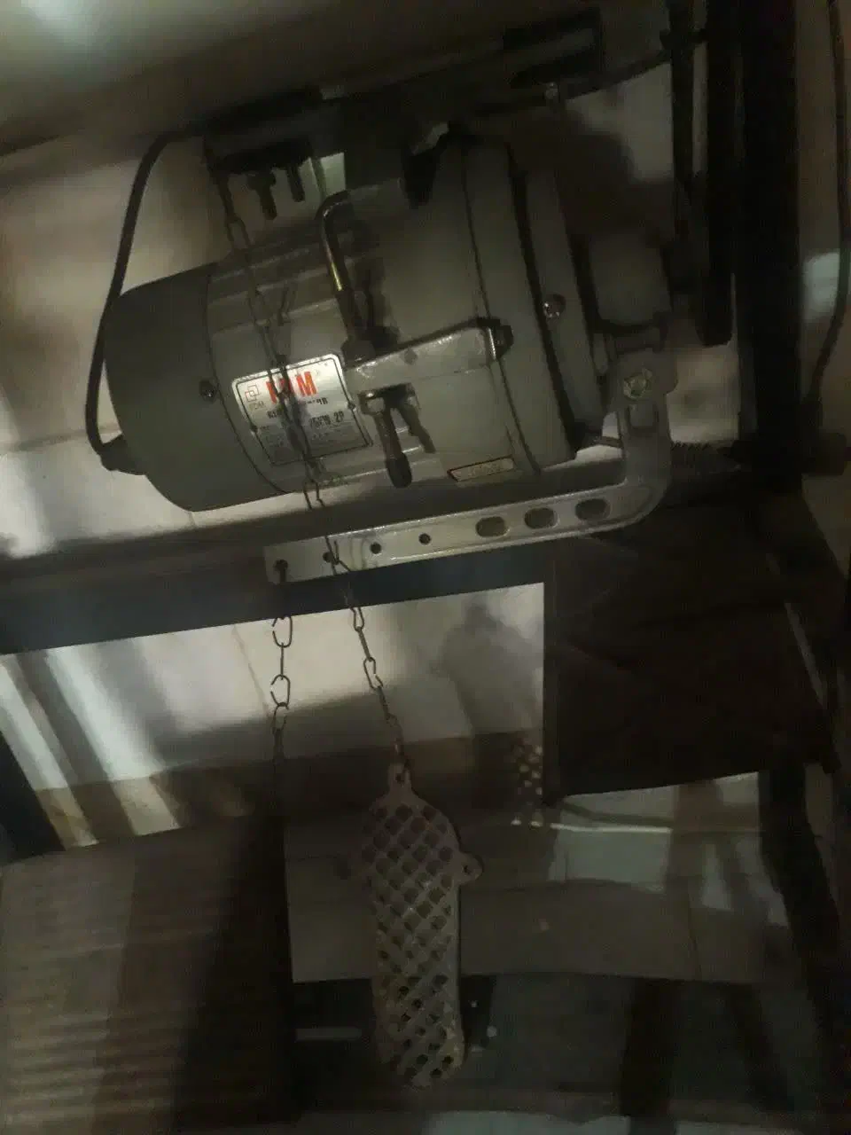 چرخ سردوز صنعتی۳نخjuki|چرخ خیاطی و ریسندگی|گرگان, |دیوار