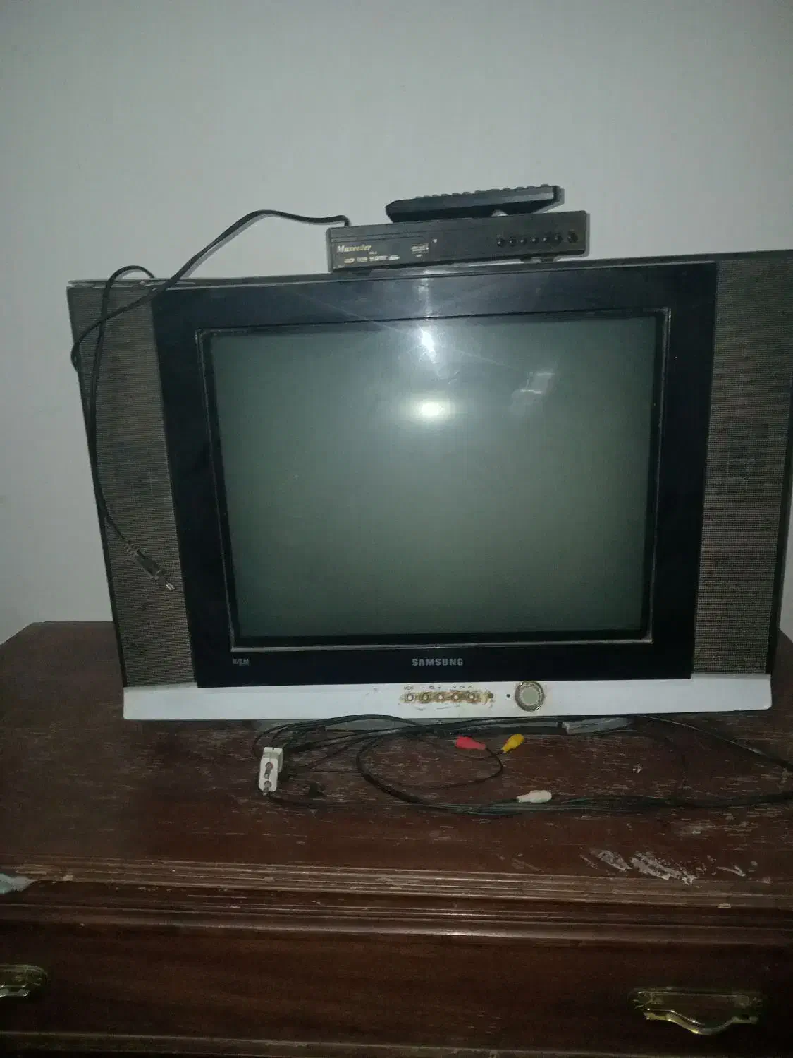 تلویزیون|تلویزیون و پروژکتور|تایباد, |دیوار