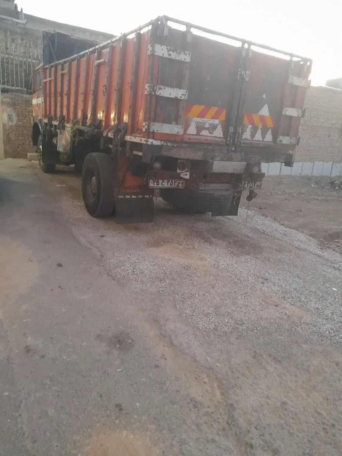 بنزتک باری۱۹۲۴|خودرو سنگین|برخوار, |دیوار