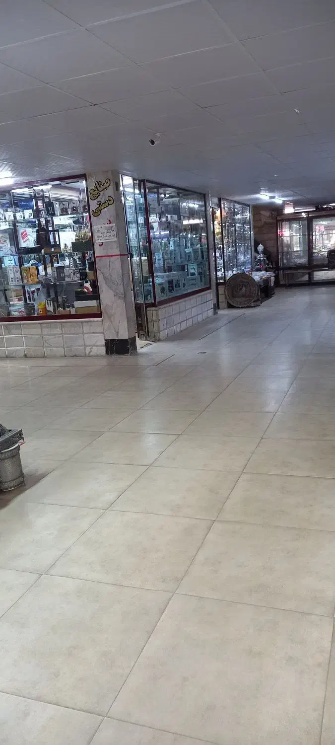 سرقفلی یکباب مغازه تجاری پاساژ جعفری|فروش مغازه و غرفه|اصفهان, سرتاوه|دیوار