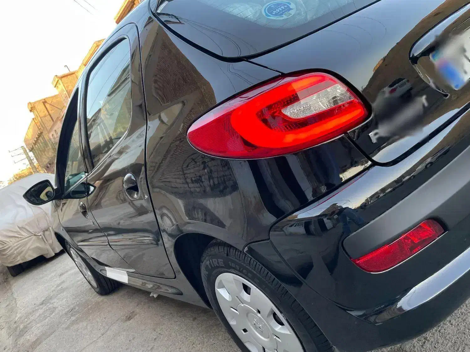 خودرو ۲۰۷ درحد خشک ۴تا کار مدل ۱۴۰۴|خودرو سواری و وانت|قم, شهرک امام حسین|دیوار