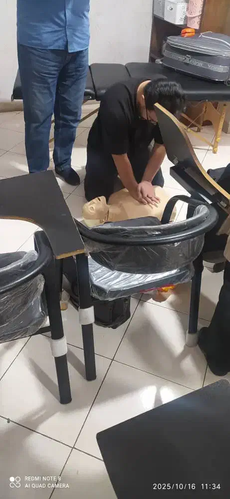 برگزاری همایش تزریقات و کمک های اولیه|گردهمایی و همایش|تهران, نیروی هوایی (پیروزی)|دیوار