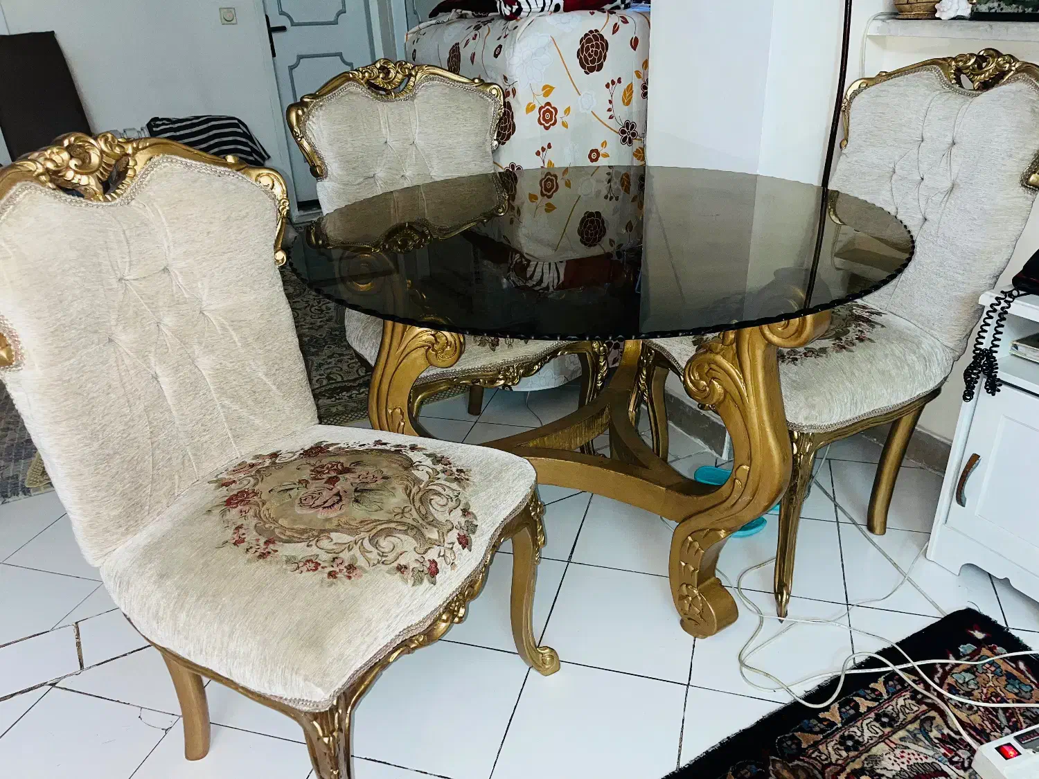 میز ۳نفره مدل روز طلایی|میز و صندلی غذاخوری|تهران, باغ فیض|دیوار