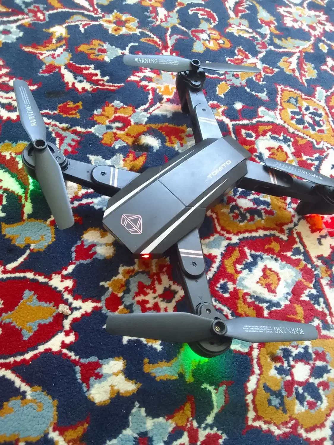 هلیشات سالم فوری قیمت هم کم هست تخفیف هم داده میش|دوربین عکاسی و فیلمبرداری|ساوه, |دیوار