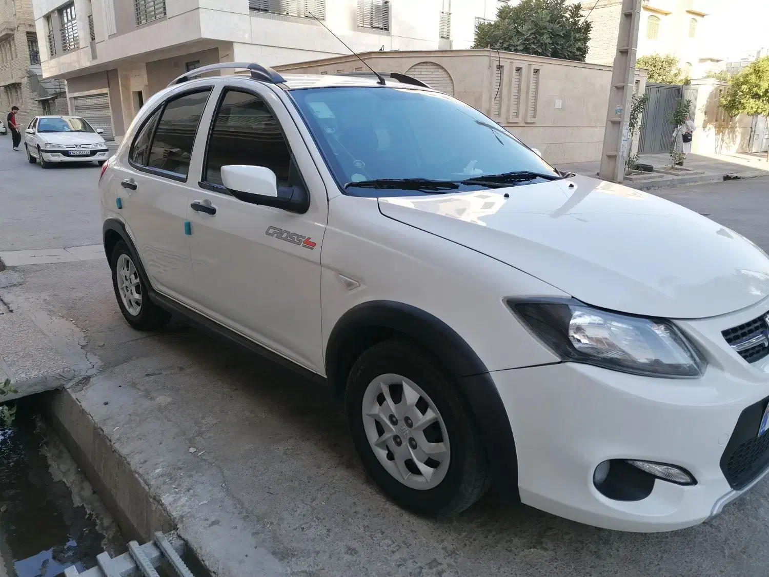 کوییک 1402 کارمندی|خودرو سواری و وانت|شیراز, کاراندیش|دیوار