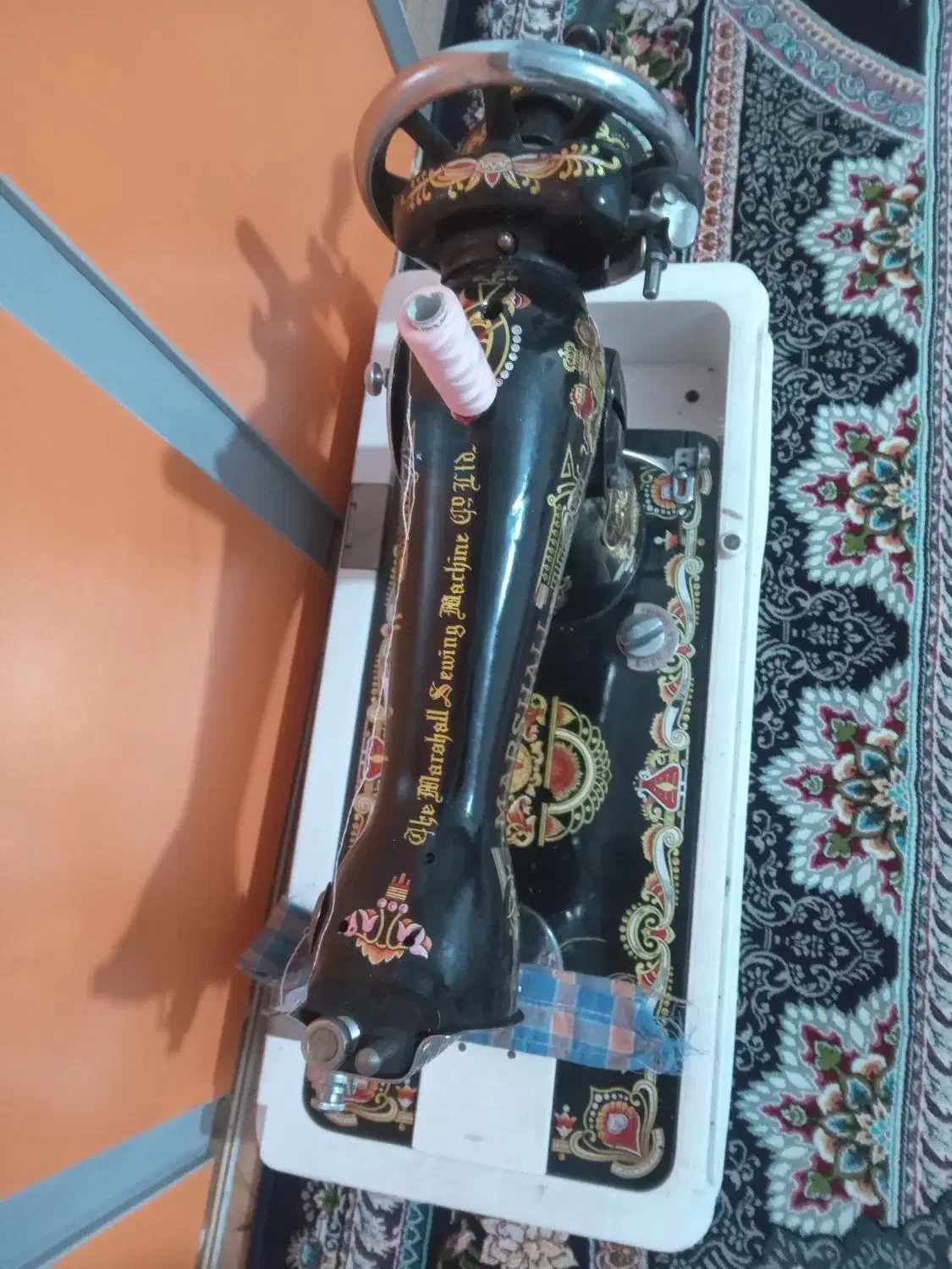 چرخ خیاطی دستی|چرخ خیاطی و ریسندگی|رشت, عینک|دیوار