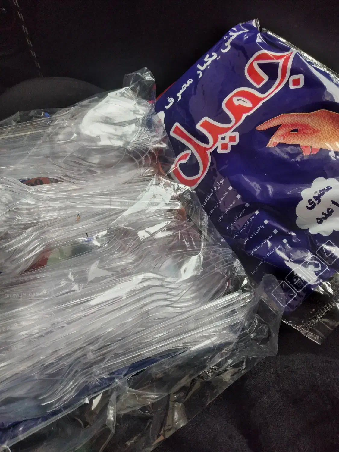 سفره.قاشق.دستکش یک بار مصرف به قیمت عمده|ظروف نگهدارنده، پلاستیکی، یک‌بارمصرف|رشت, حومه رشت|دیوار