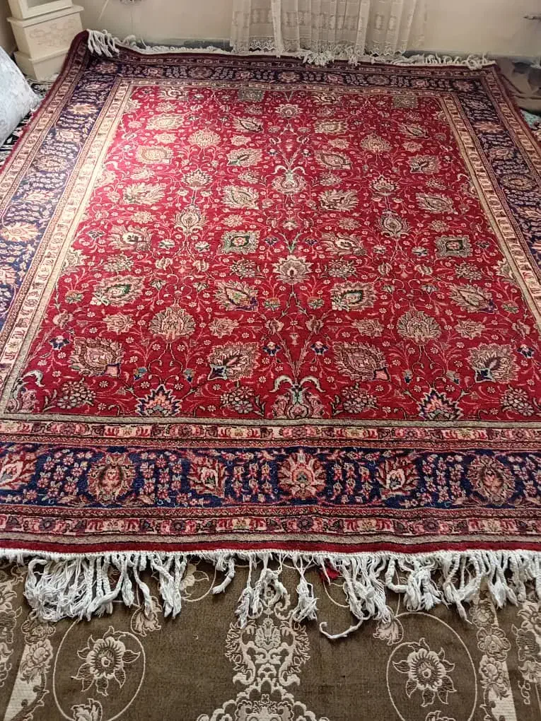 فرش عتیقه دستبافت|فرش|باقرشهر, |دیوار