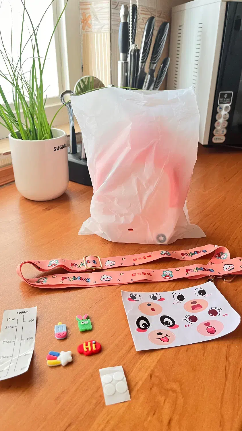 قمقمه|اسباب و اثاث بچه|کاشمر, |دیوار