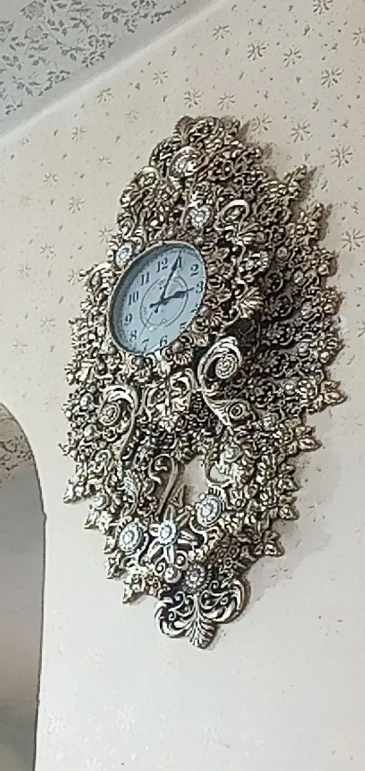 ساعت دیواری درحد نو|ساعت دیواری و تزئینی|دوگنبدان, |دیوار