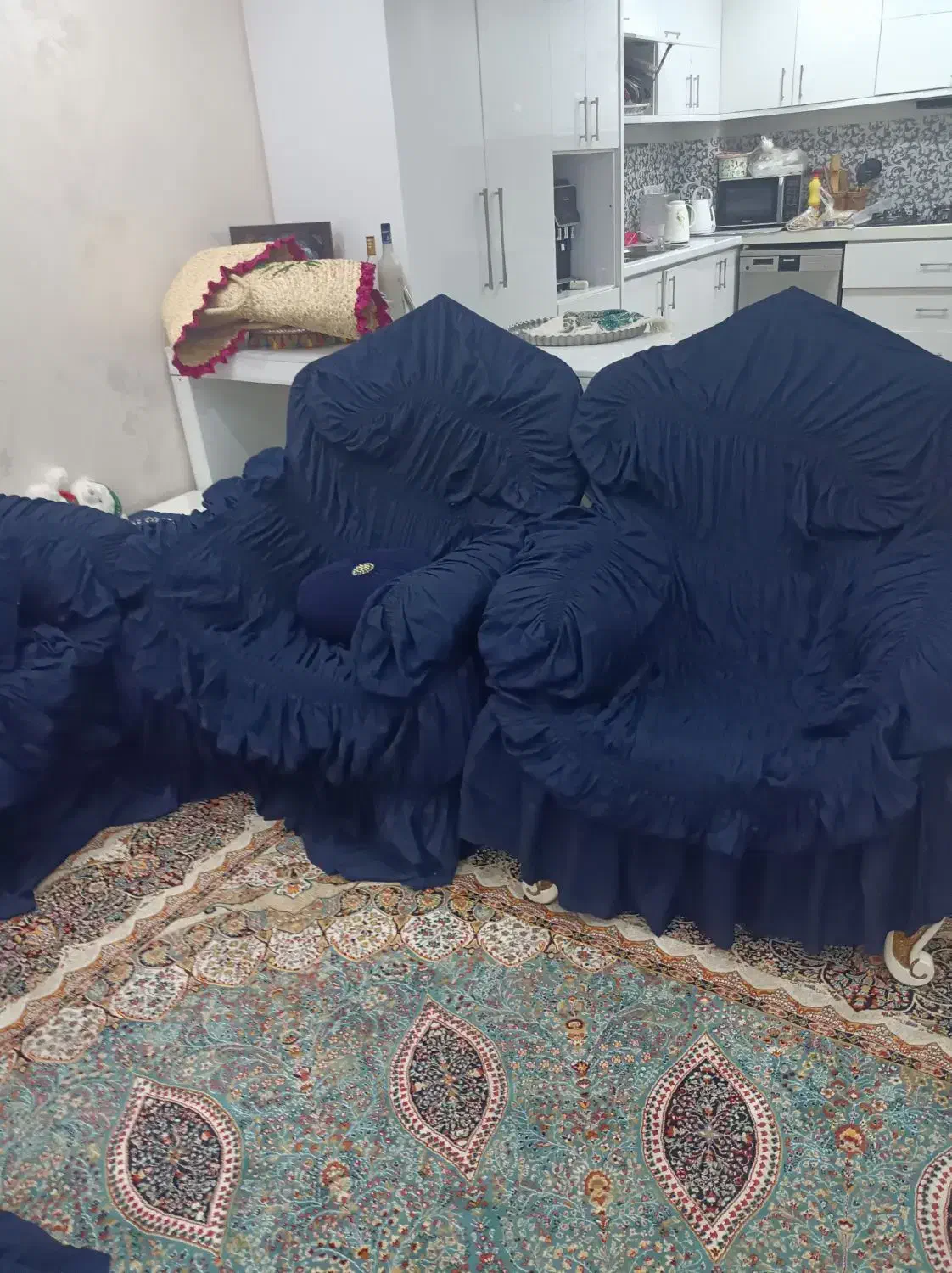 مبل کلاسیک ۷ نفره|مبلمان خانگی و میز عسلی|بندر کنگان, |دیوار