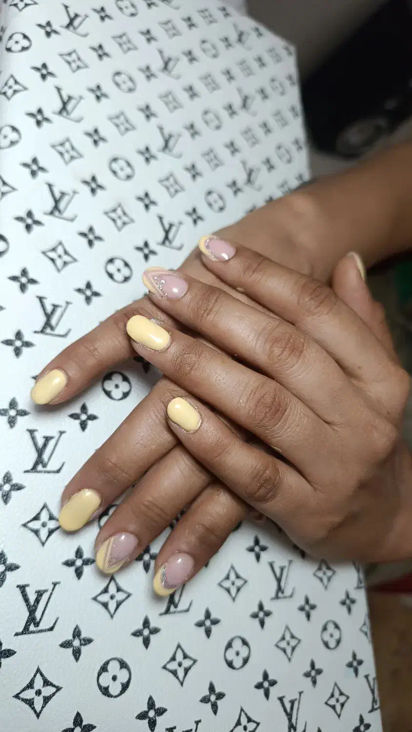 ناحن زیر ۲۵۰|خدمات آرایشگری و زیبایی|کویرات, |دیوار