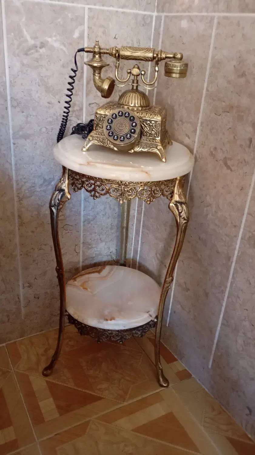 تلفن و میز|میز تلفن|سقز, |دیوار