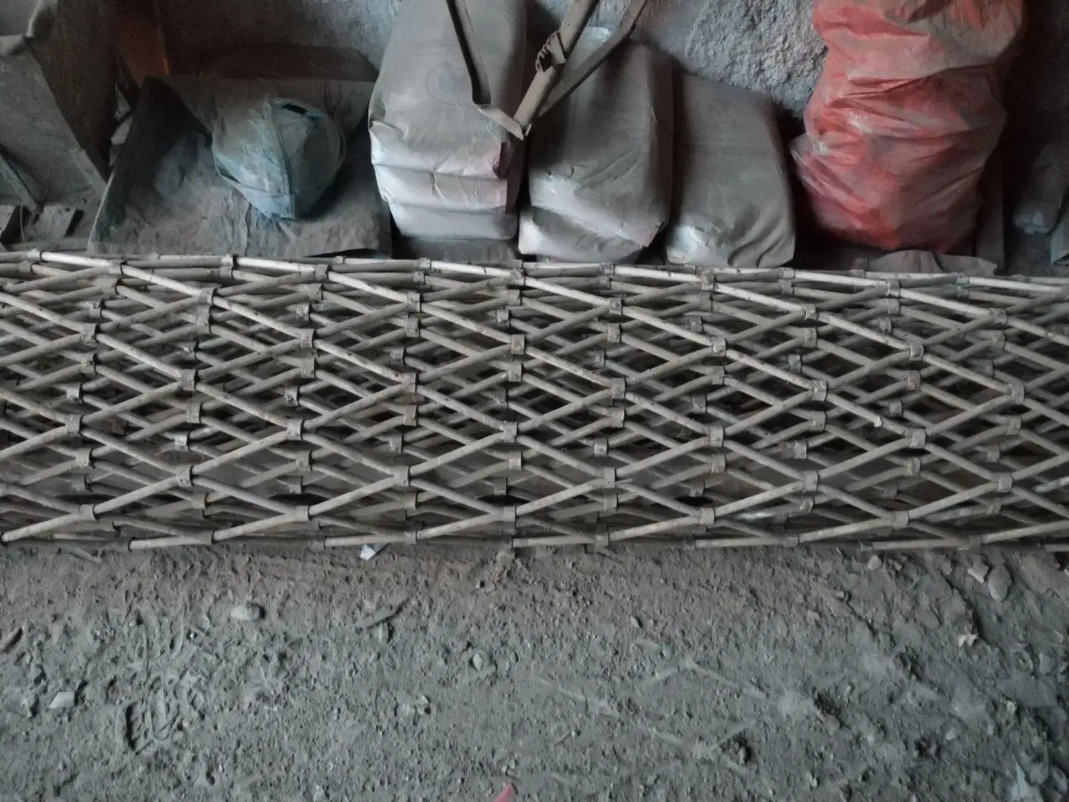 کرکره زنبوری|مصالح و تجهیزات ساختمان|نیشابور, دهنو|دیوار