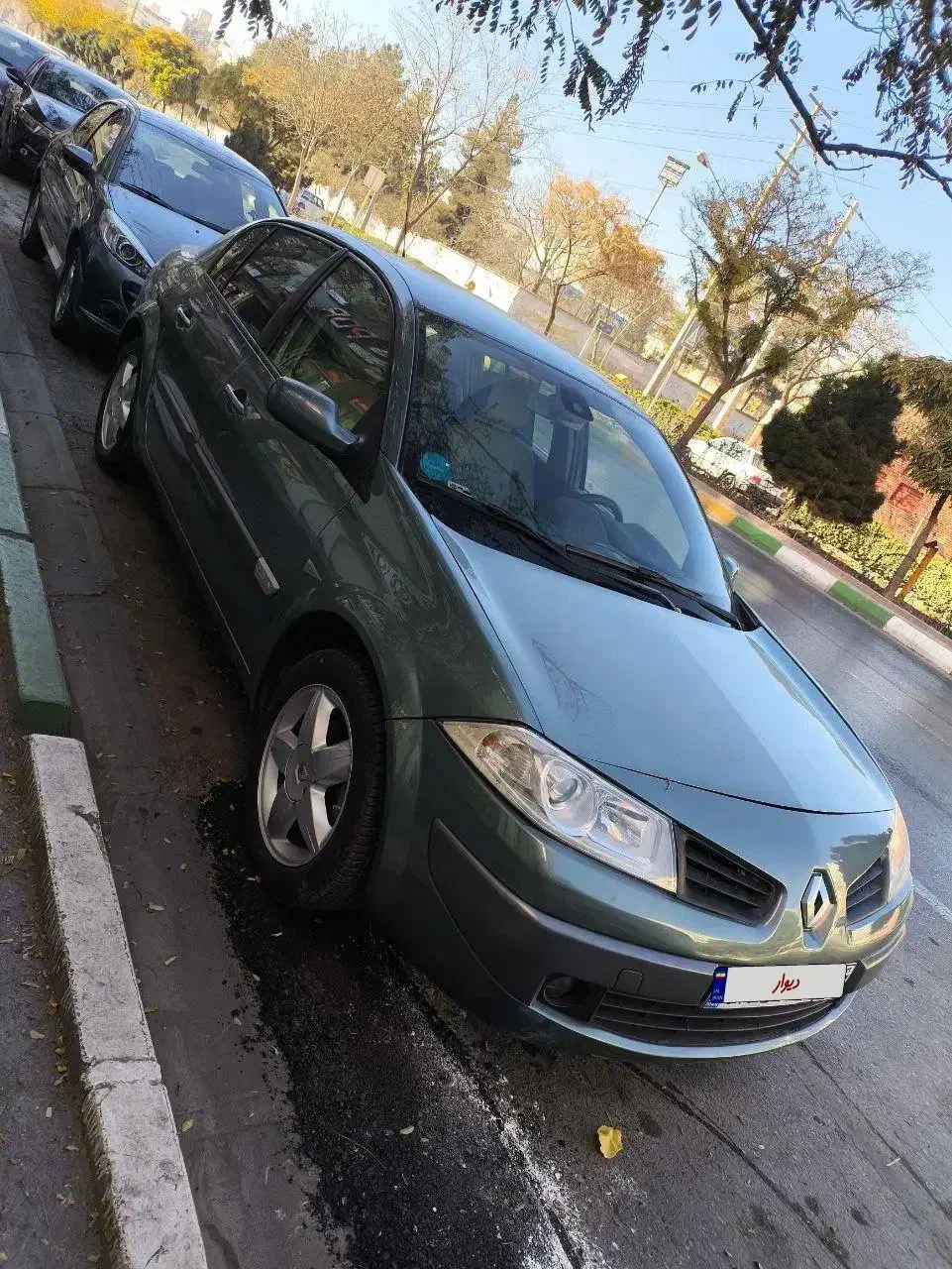 مگان ۲۰۰۶ فول وارداتی|خودرو سواری و وانت|مشهد, دانشجو|دیوار