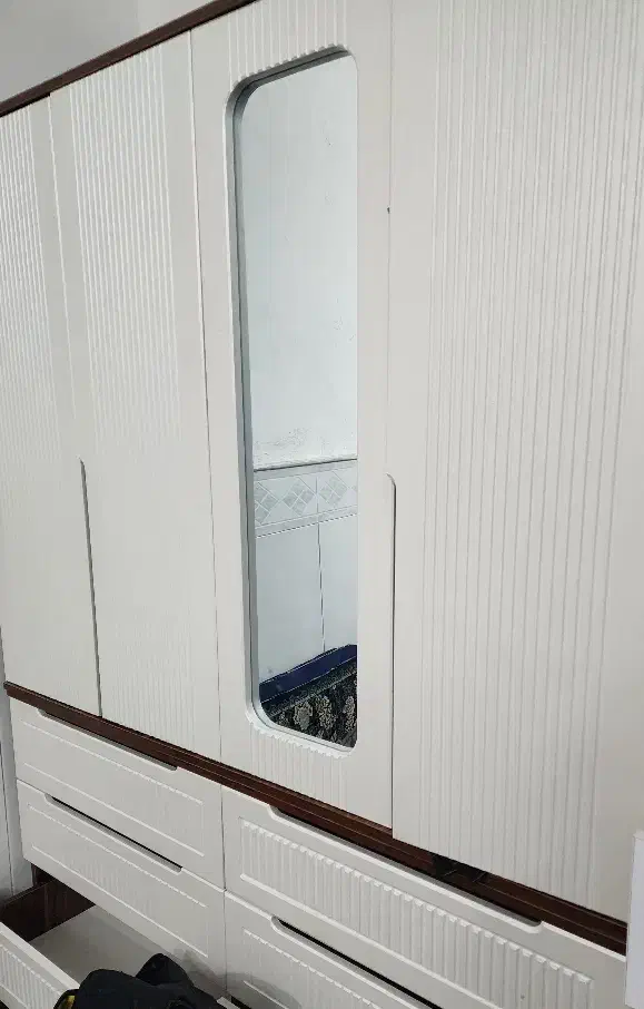 کمد درحد نو|جاکفشی، کمد، دراور|قم, انسجام|دیوار