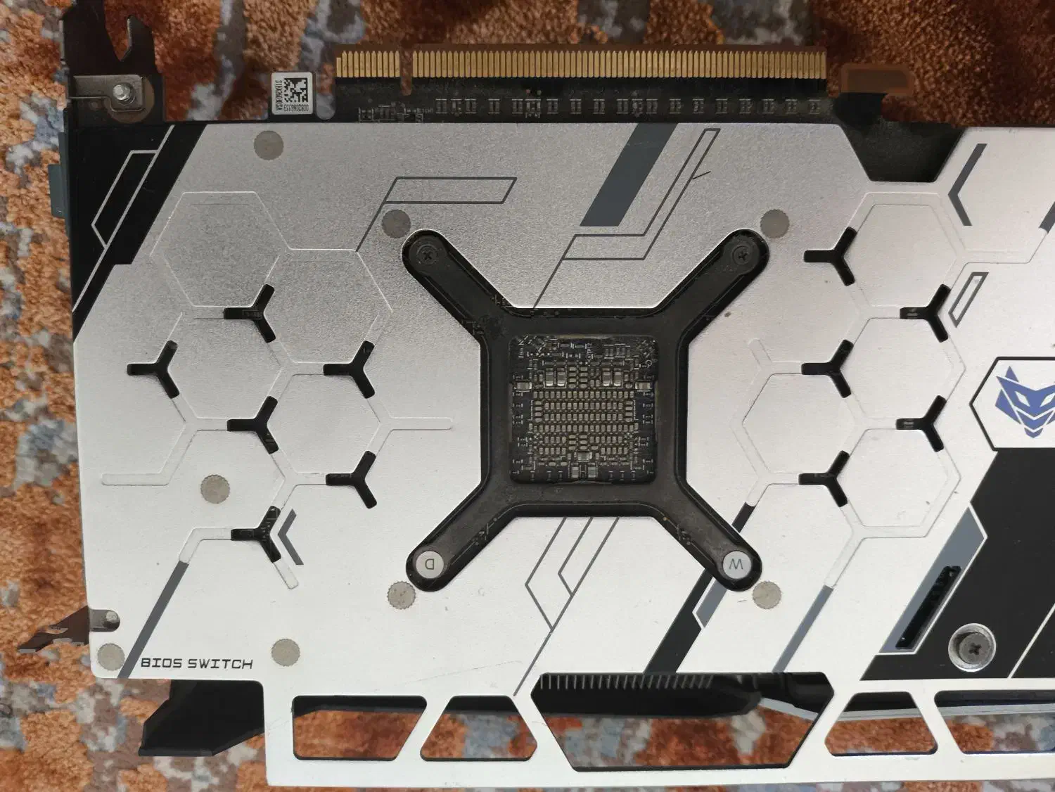 amd rx 5700 xt کارت گرافیک سافایر|قطعات و لوازم جانبی رایانه|رشت, قاسمیه|دیوار