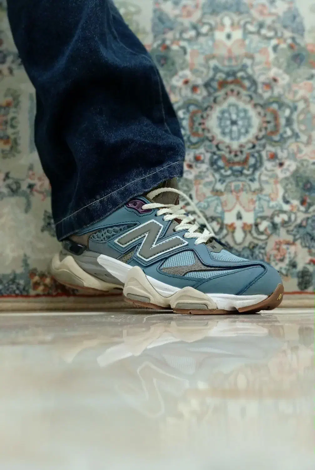 کفش|کیف، کفش، کمربند|بانه, |دیوار