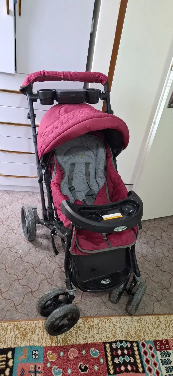 کالسکه و کریر نوزاد مارک دلیجان|کالسکه و لوازم جانبی|دامغان, |دیوار