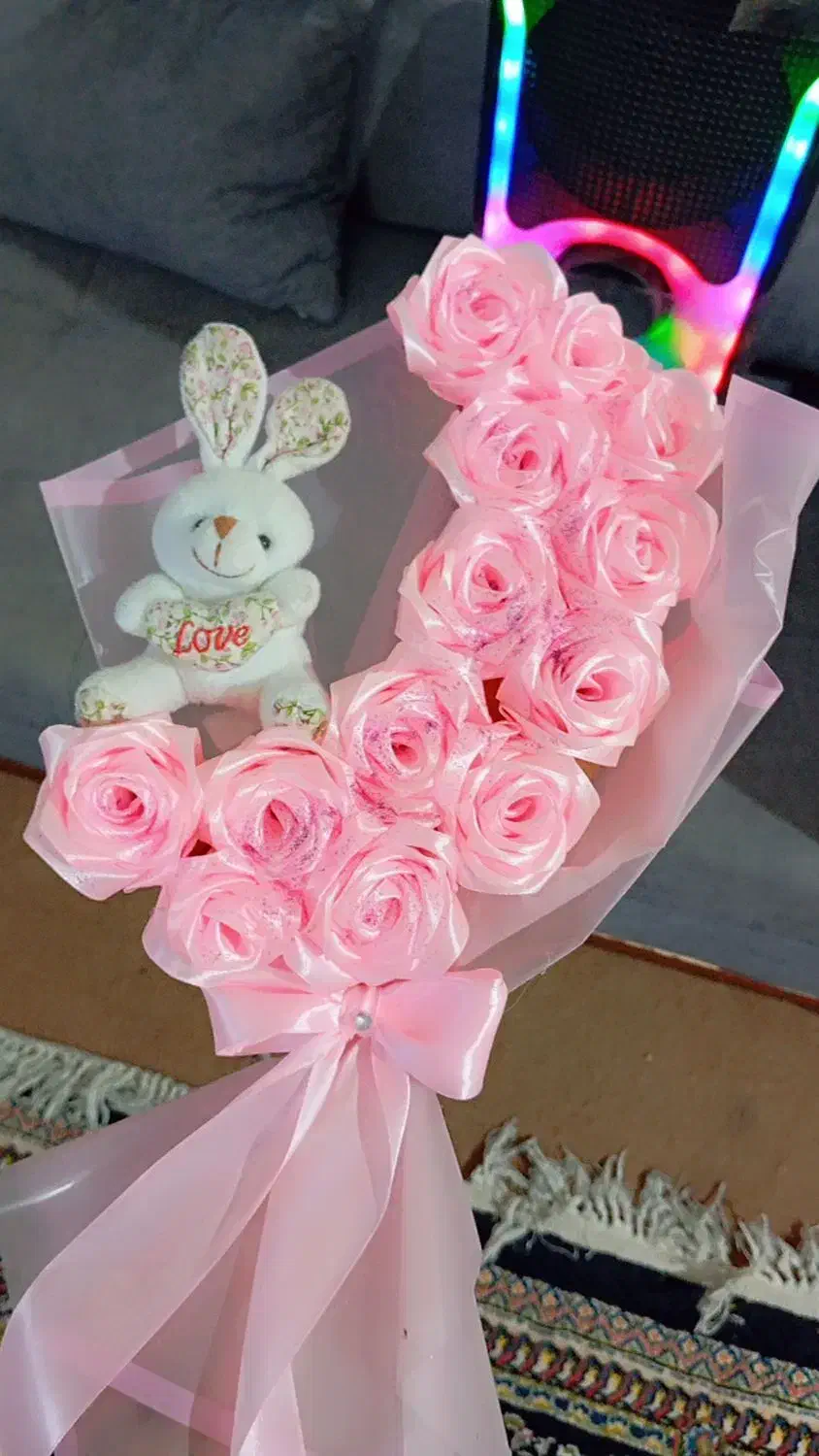 کادو روز مادر گل|گل مصنوعی|زابل, |دیوار