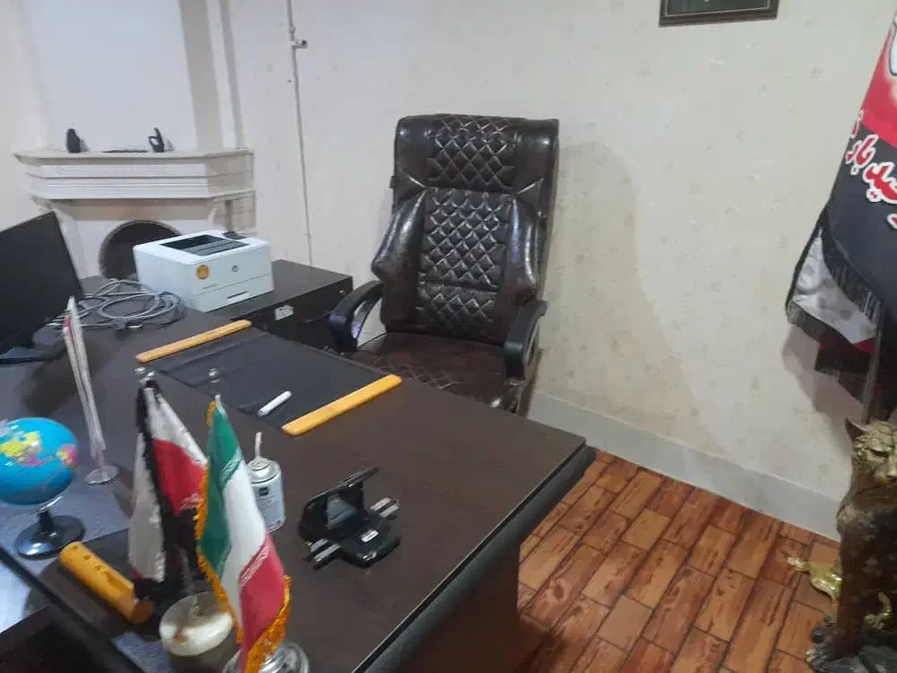 فروش صندلی و میز کنفرانسی در حد نو|مبلمان اداری|خرمشهر, |دیوار