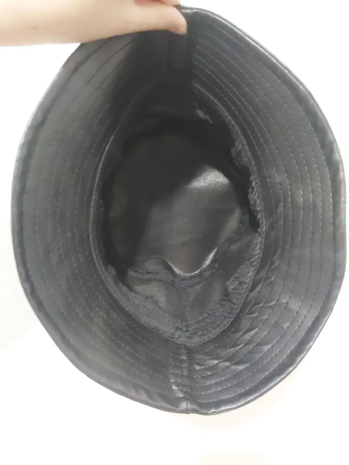 کلاه باکت چرم نو نو رنگ مشکی|لباس|کرج, باغستان|دیوار