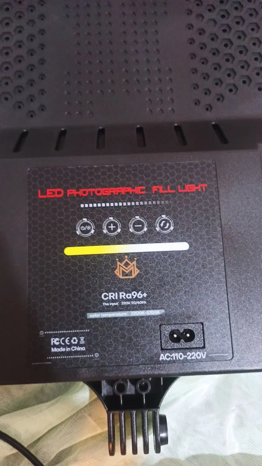 نور و پایه|دوربین عکاسی و فیلم‌برداری|مشهد, وکیل‌آباد|دیوار