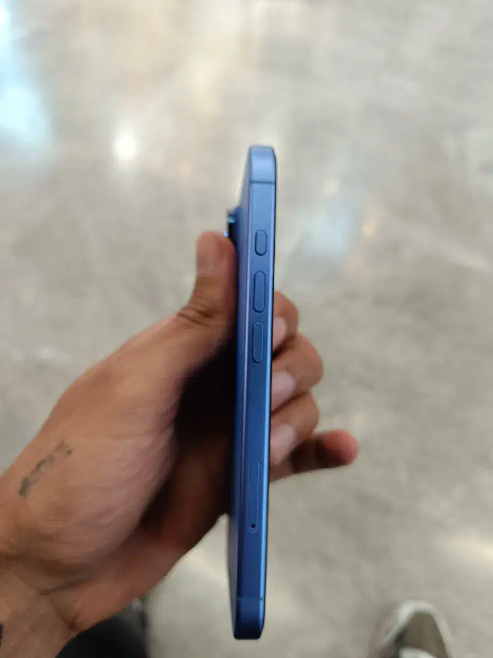 ایفون ۱۶ نرمال|موبایل|یزد, |دیوار