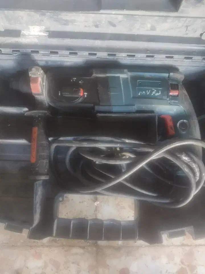 دلرهیلتی|ابزارآلات|رباط‌کریم, مسکن مهر آبشناسان|دیوار