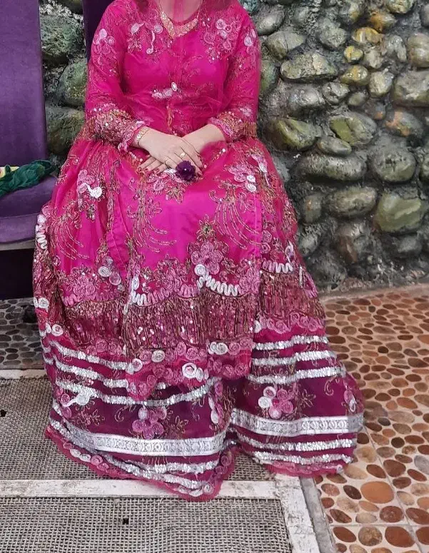 لباس محلی|لباس|بوشهر, |دیوار