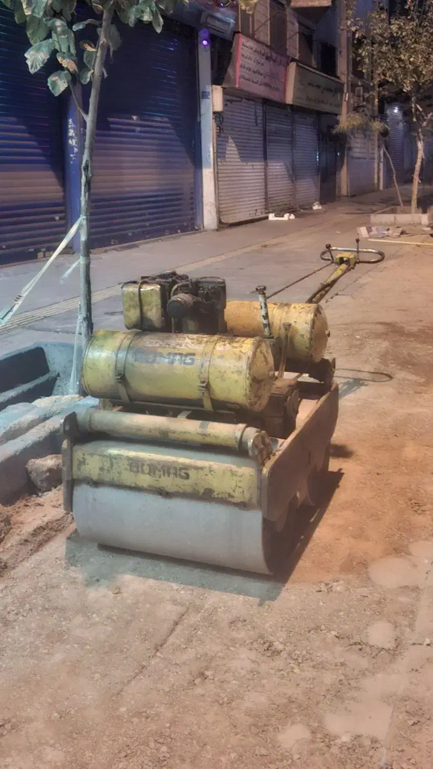 کرایه دادن غلطک کوبیدن زیرسازی کف فنداسیون بتن|ماشینآلات صنعتی|احمدآبادمستوفی, |دیوار