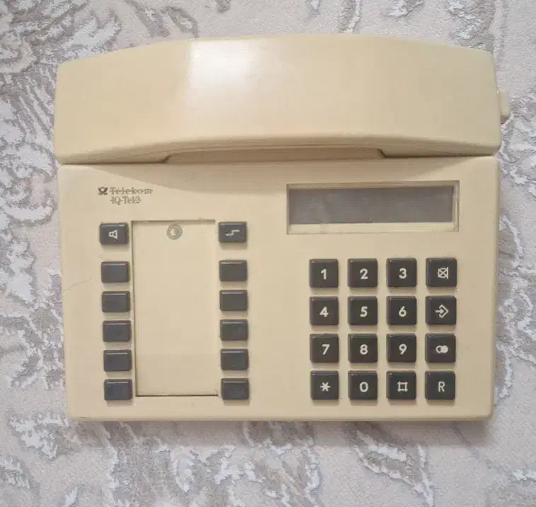 تلفن قدیمی|تلفن رومیزی|بیرجند, |دیوار