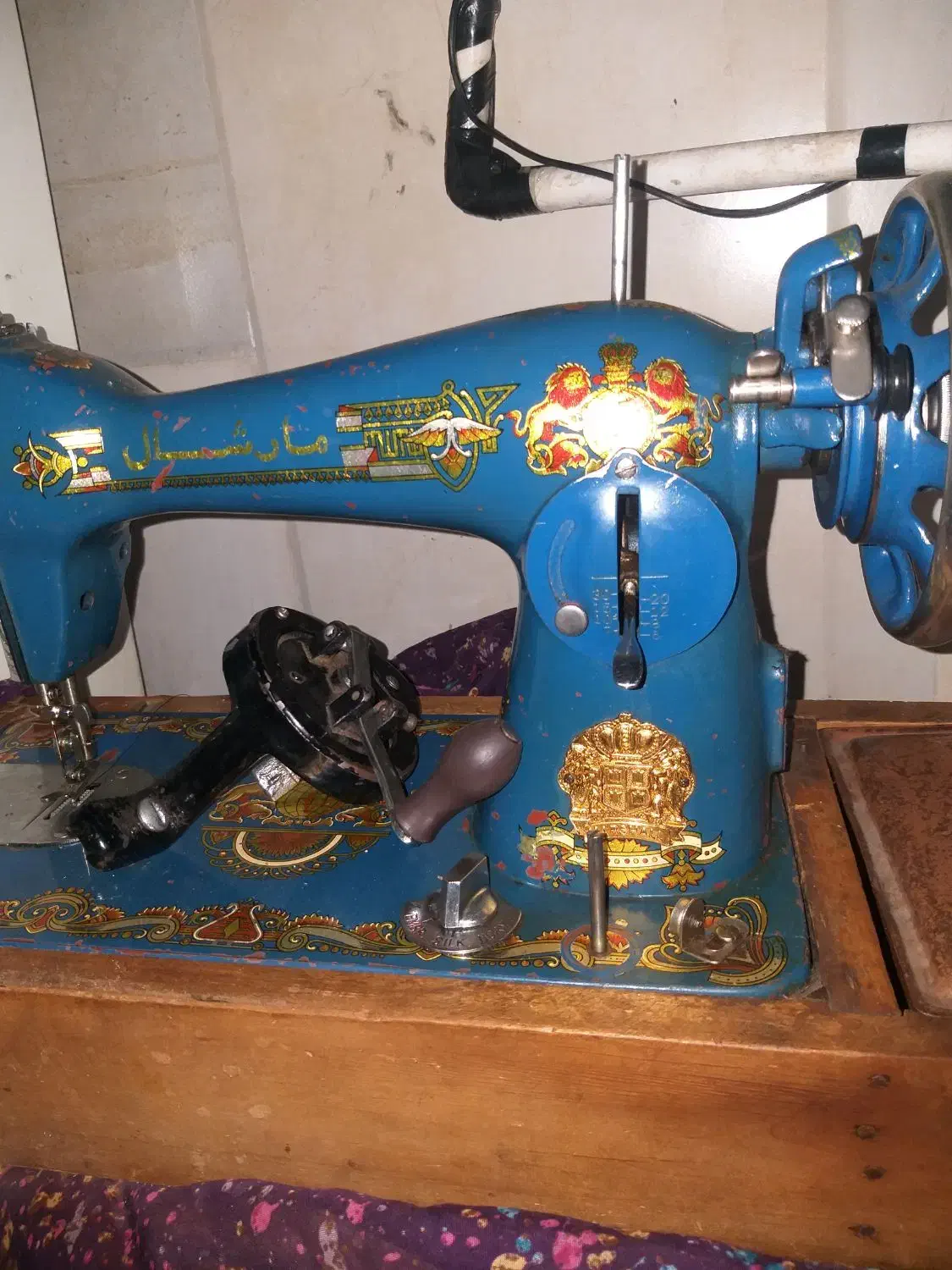 چرخ خیاطی قدیمی و دلر باربند چادر ماشین ضد اب|چرخ خیاطی و ریسندگی|قم, ولیعصر|دیوار