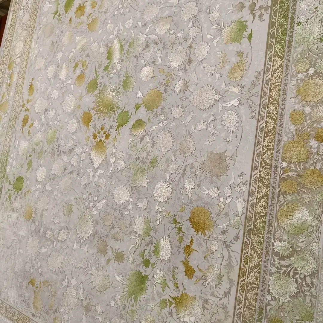 فرش نقش کهن در طرح *بژ ونقره ایی۱۲۰۰|فرش|بوشهر, |دیوار