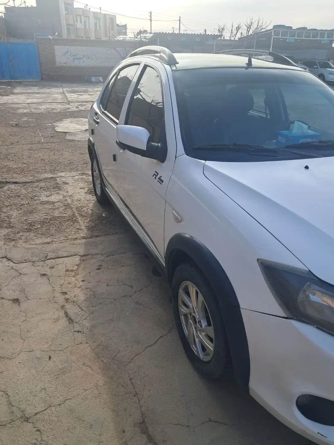 فروش کوییک Rسفید مشکی|خودرو سواری و وانت|مشهد, سرافرازان|دیوار