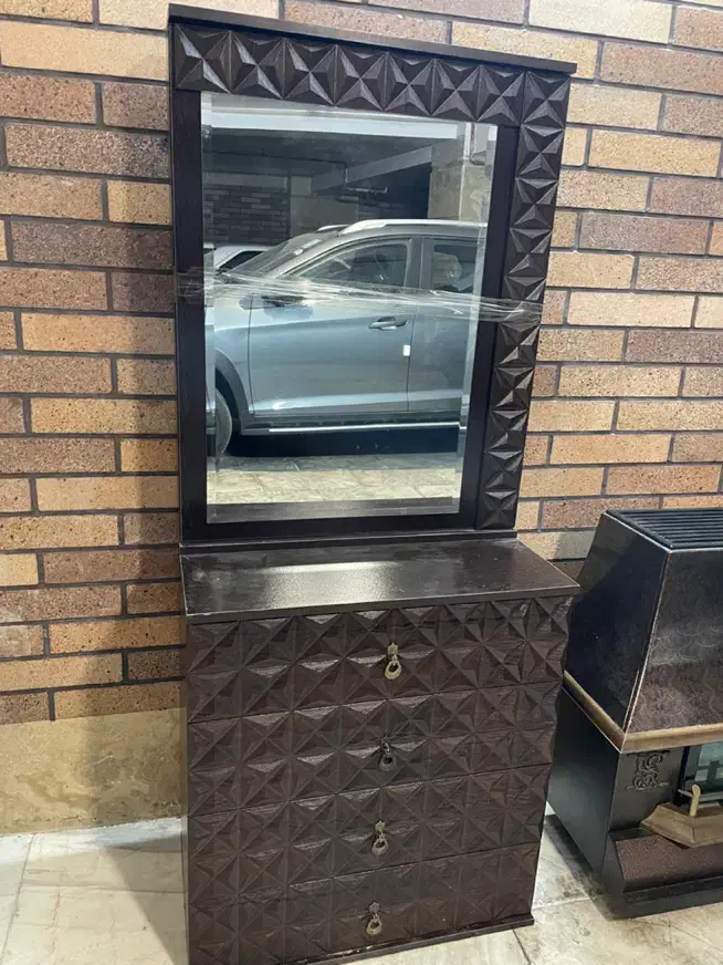 میز ارایش|مبلمان خانگی و میز عسلی|قم, هنرستان|دیوار