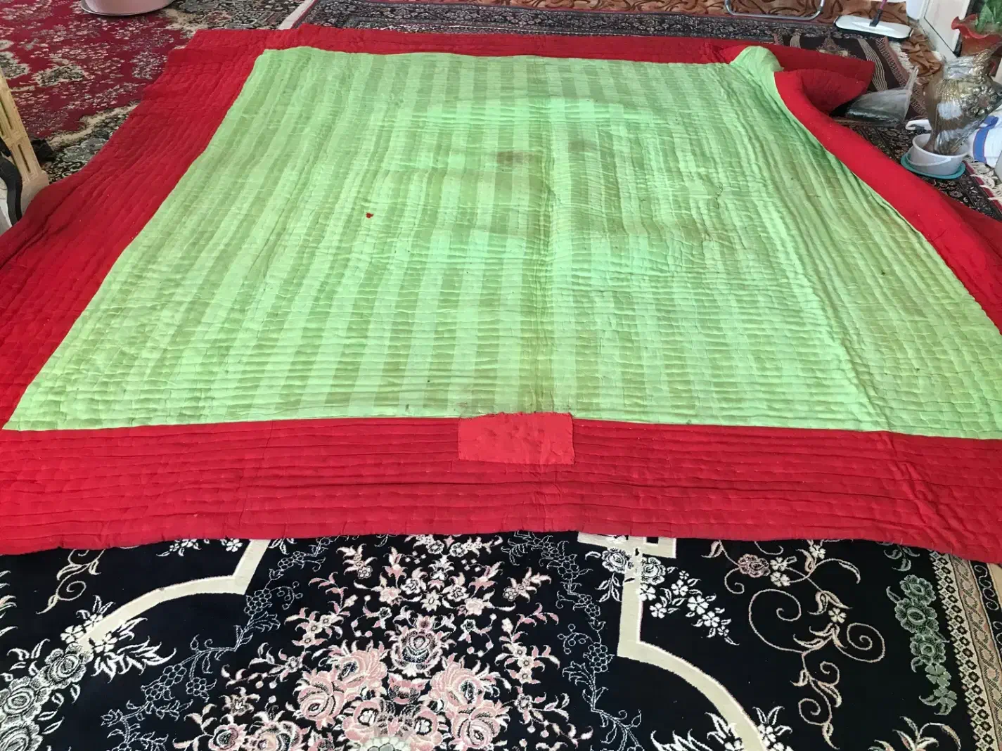 لحاف کرسی|رختخواب، بالش، پتو|داران, |دیوار