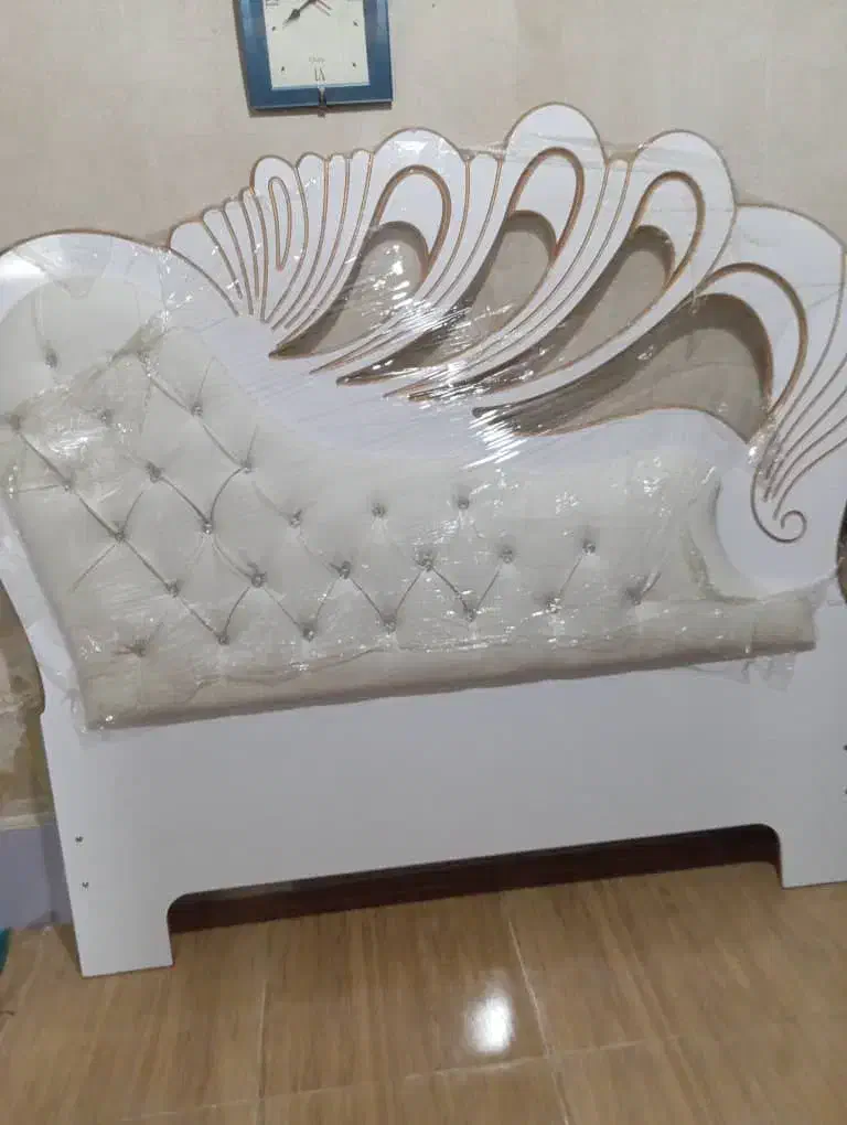 نیم ست سالم اکبند|تخت و سرویس خواب|سیلوانه, |دیوار