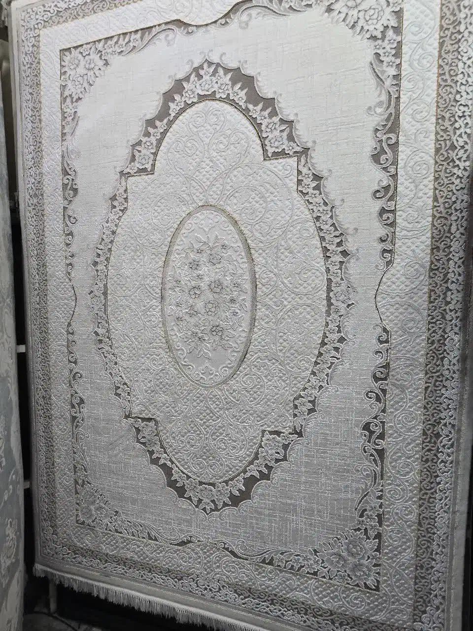 قالی گل برجسته|فرش|مشهد, دانشجو|دیوار