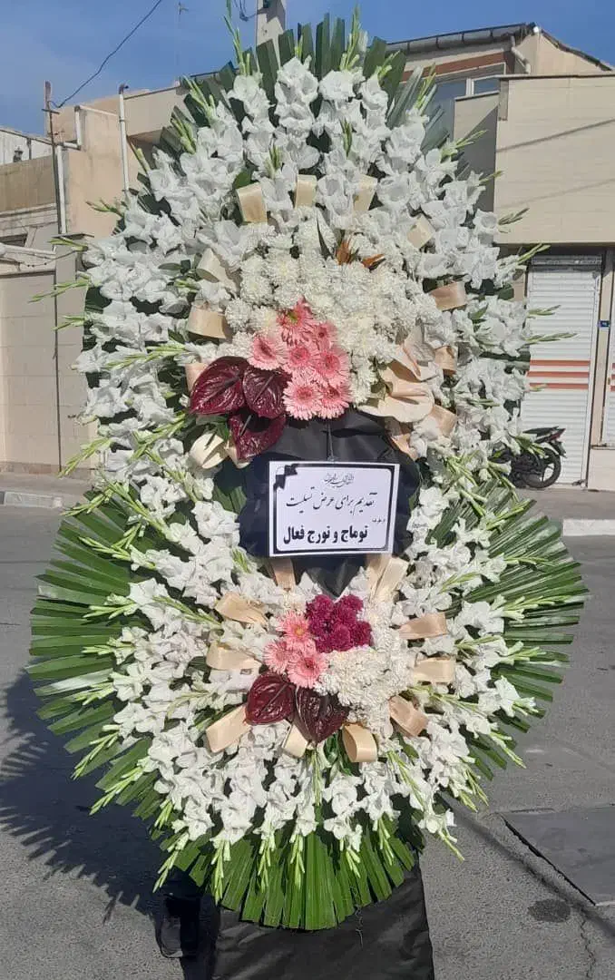 انواع تاج گل ماشین عروس سبد گل دست گل|گل و گیاه طبیعی|اسلامشهر, شهرک مهدیه|دیوار