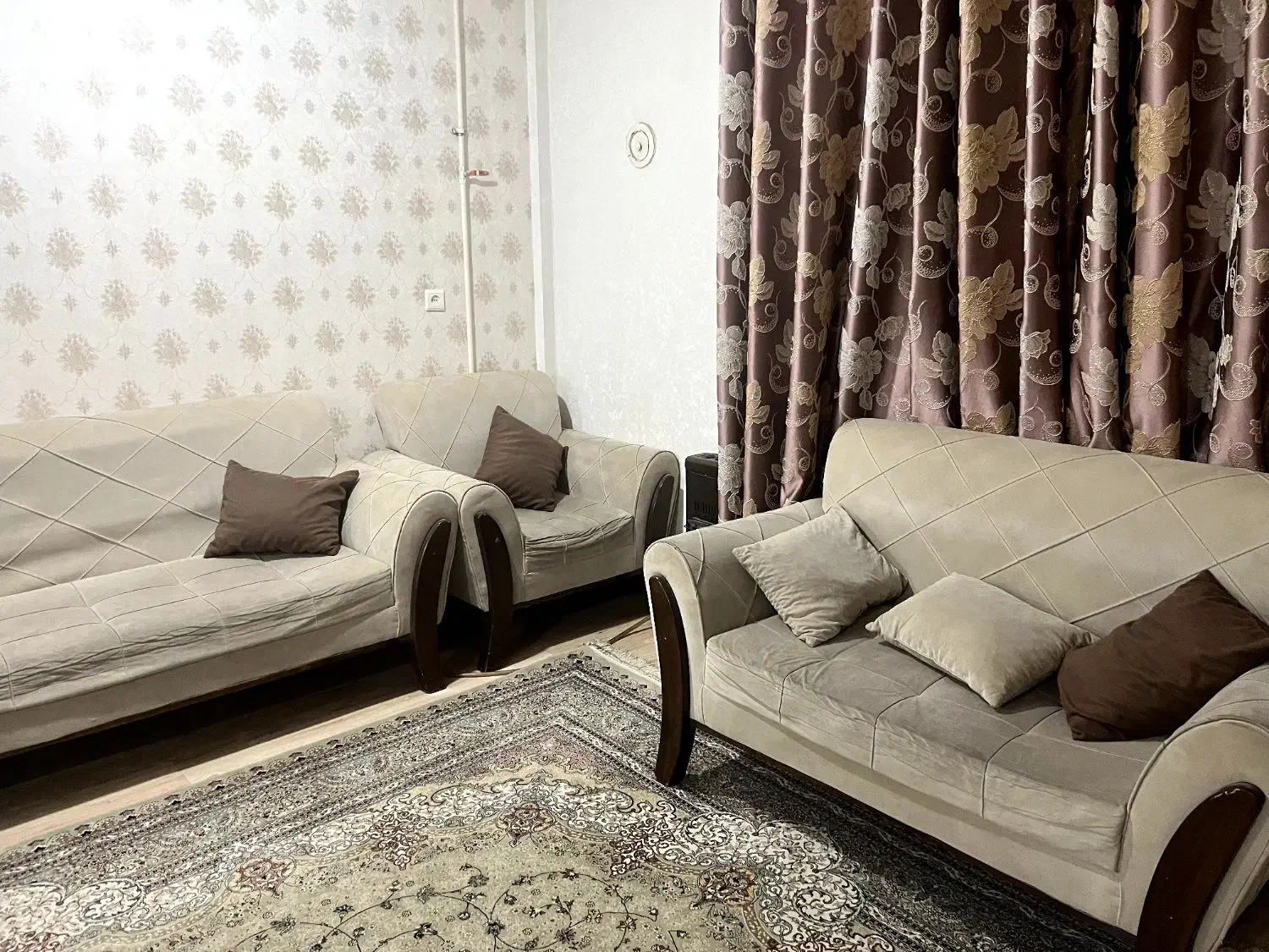 مبل|مبلمان خانگی و میز عسلی|اهواز, کوی سعدی|دیوار