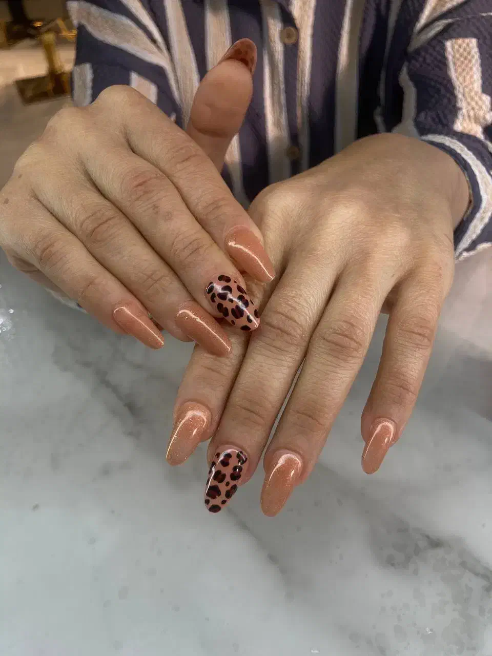 ۵ مدل ناخن|خدمات آرایشگری و زیبایی|رشت, گلسار|دیوار