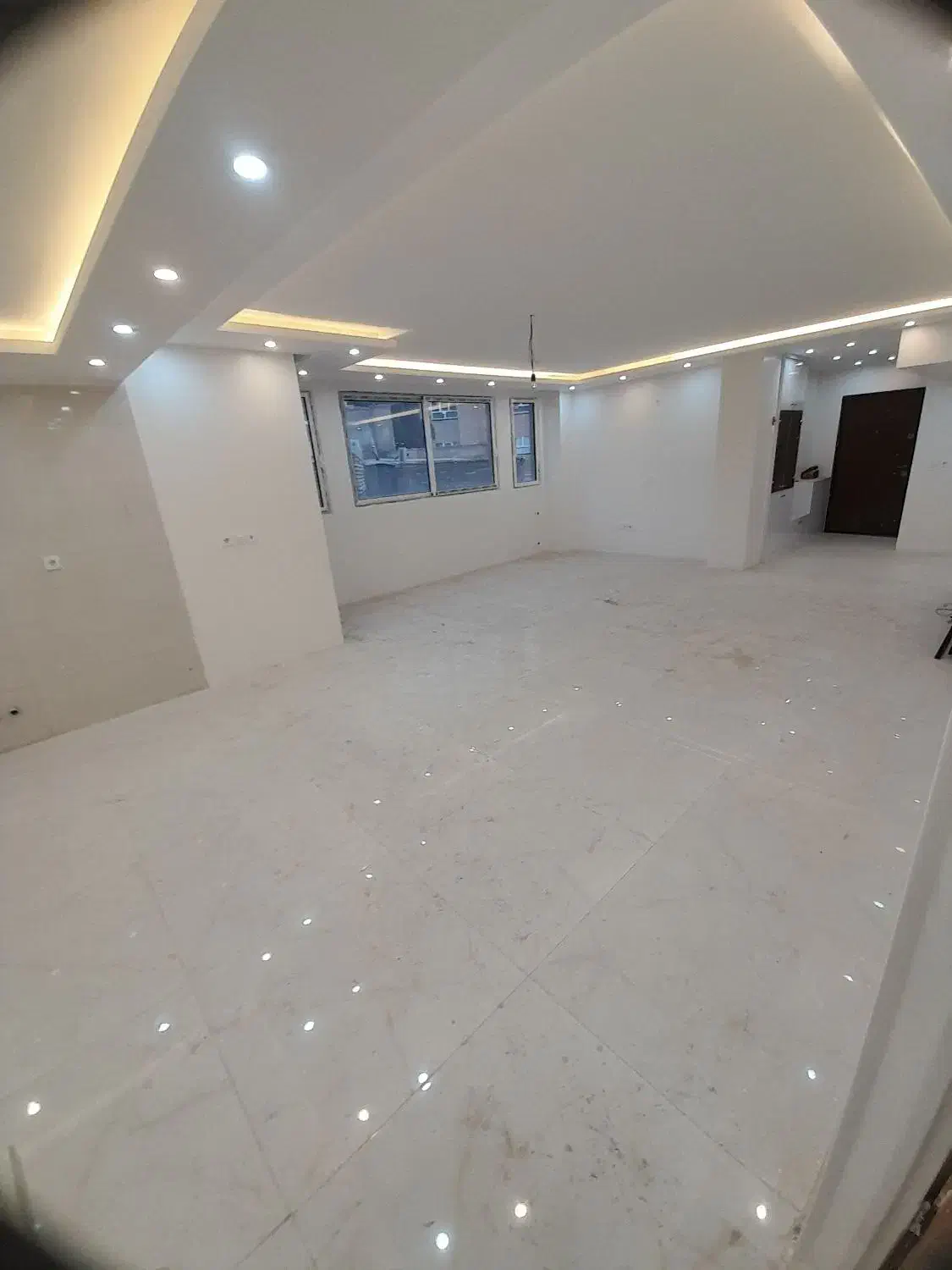 اپارتمان ۱۳۰متری سه خواب|فروش آپارتمان|اصفهان, سرچشمه|دیوار