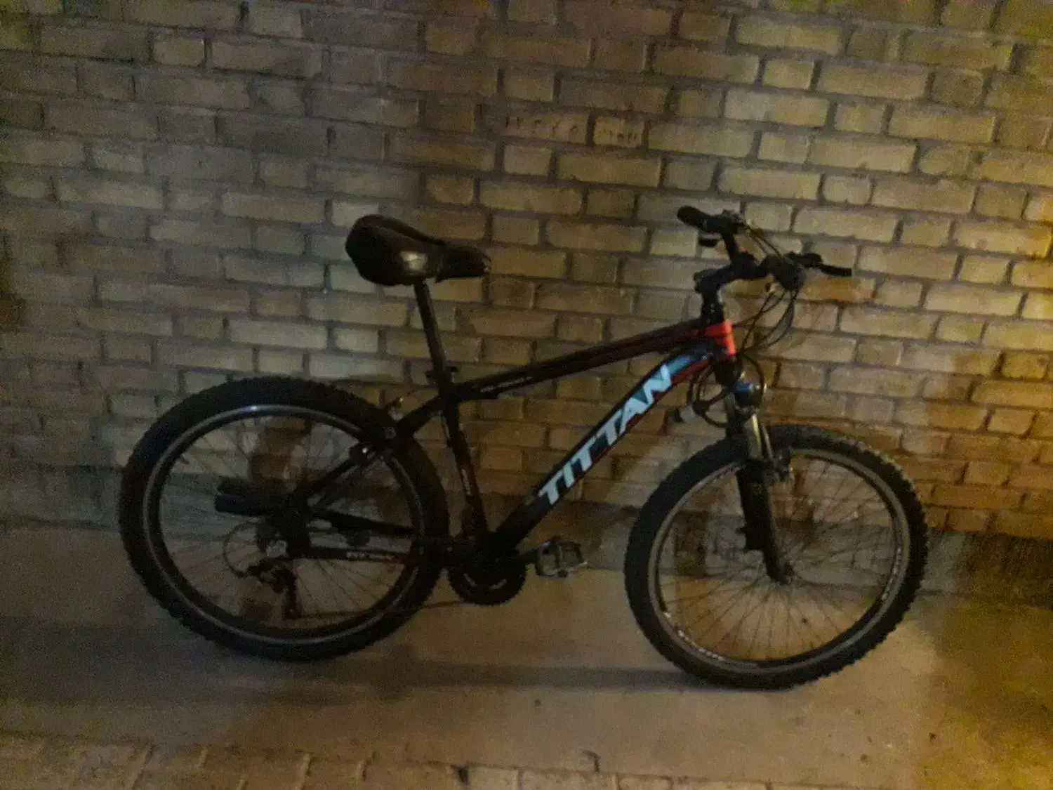 دوچرخه|دوچرخه، اسکیت، اسکوتر|لردگان, |دیوار