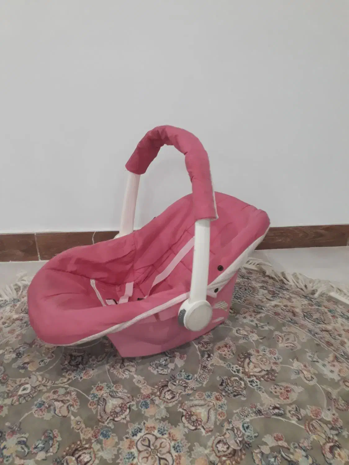 کریر|کالسکه و لوازم جانبی|مزرعه کتول, |دیوار