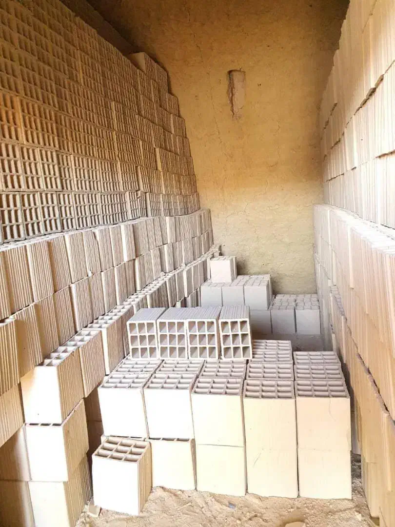 بنا دیوارچین سفال|استخدام معماری، عمران و ساختمانی|رشت, پیرکلاچای|دیوار