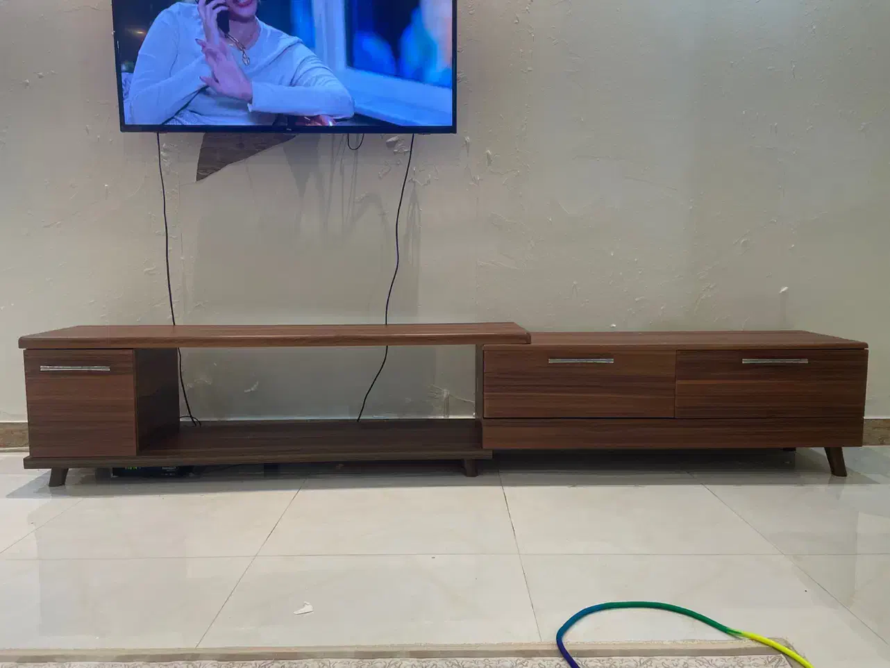میز تیوی متحرک|میز تلویزیون|رشت, گلزاران|دیوار