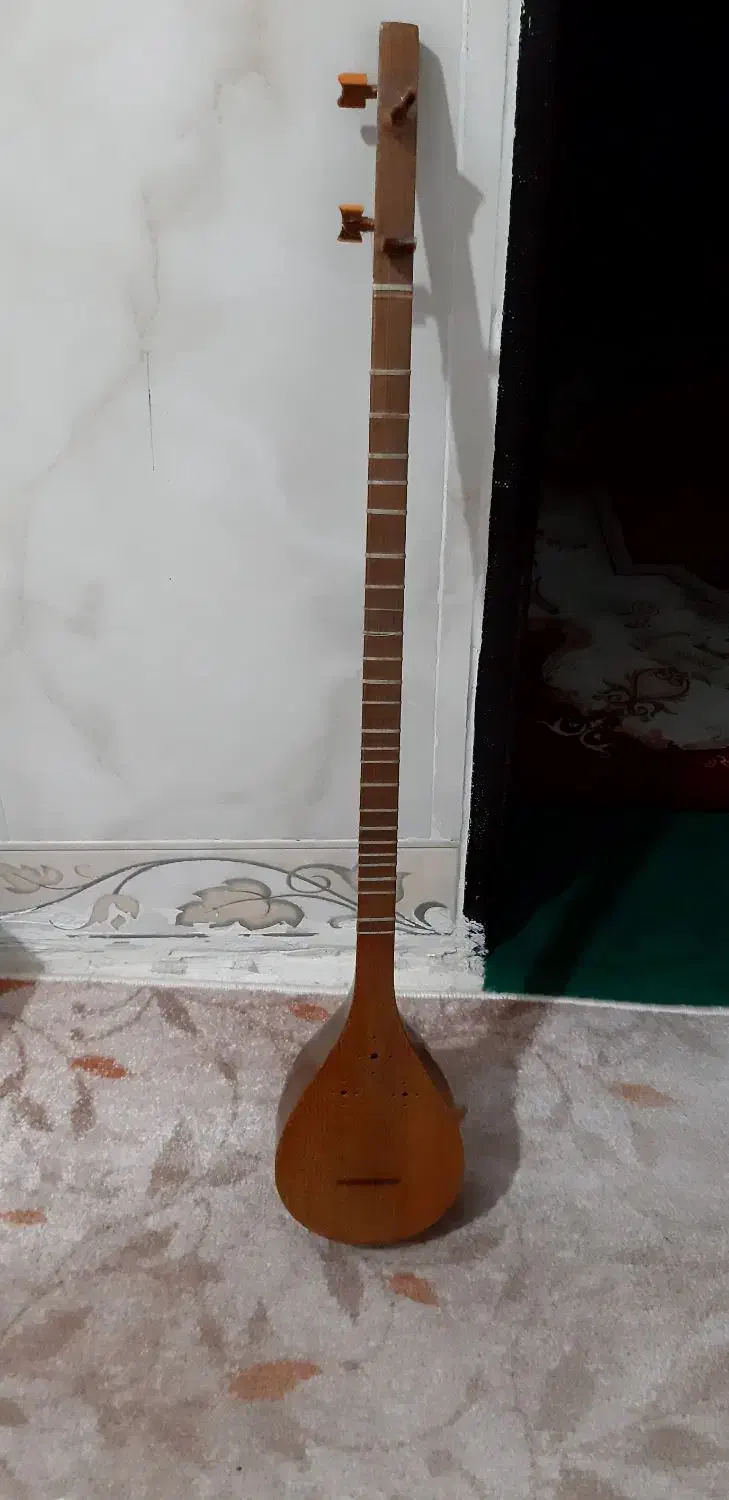 سه تار|سازهای سنتی|جوانرود, |دیوار